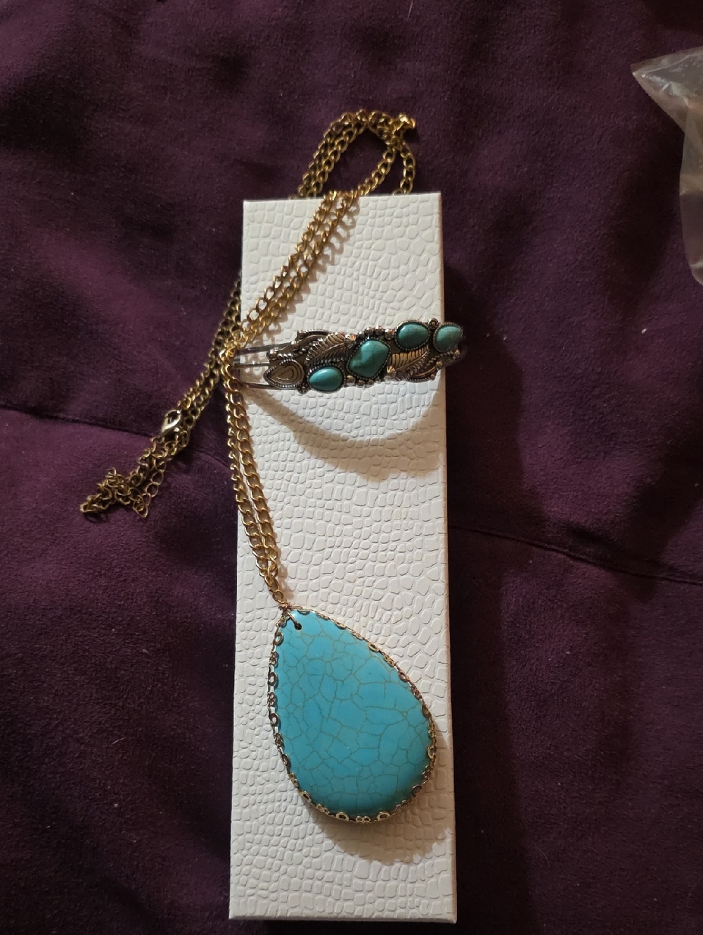 Turquoise Teardrop Pendant Necklace and Bracelet Set
